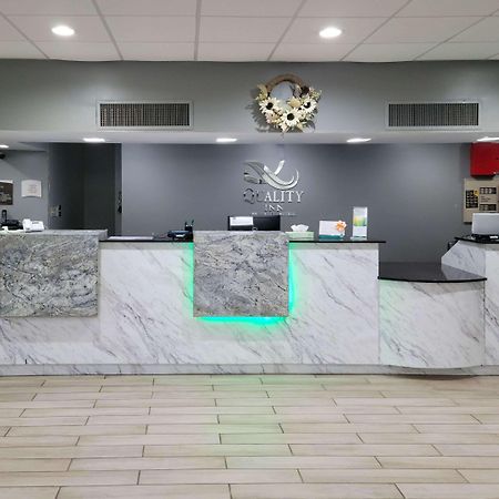 Quality Inn Terre Haute University Area Bagian luar foto