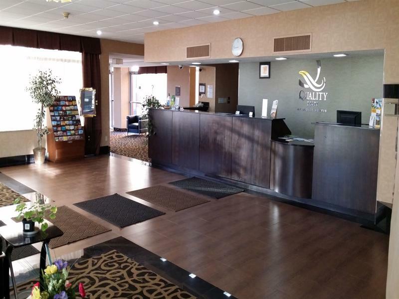 Quality Inn Terre Haute University Area Bagian luar foto